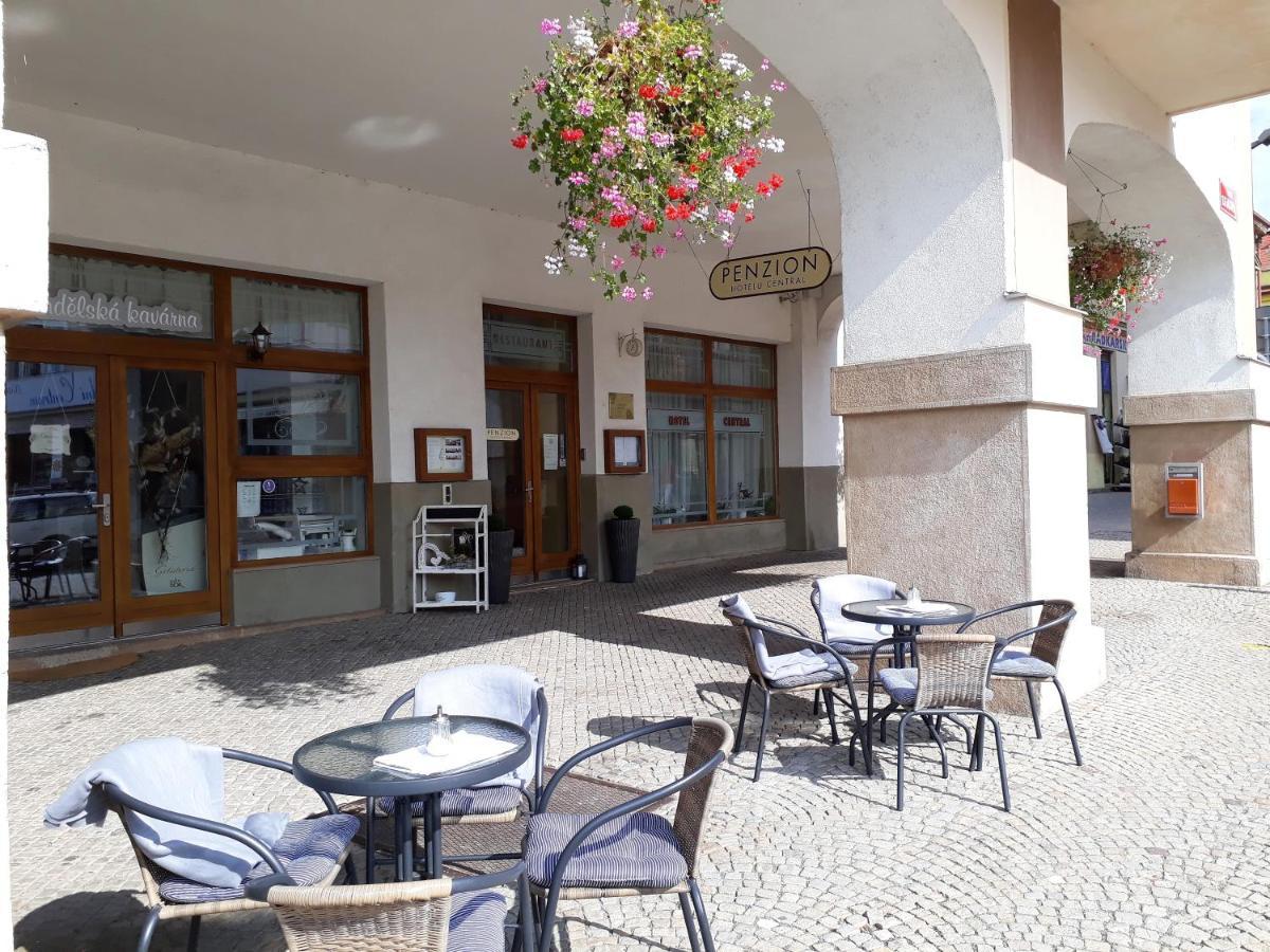 Penzion Hotelu Central Dvůr Králové nad Labem Εξωτερικό φωτογραφία