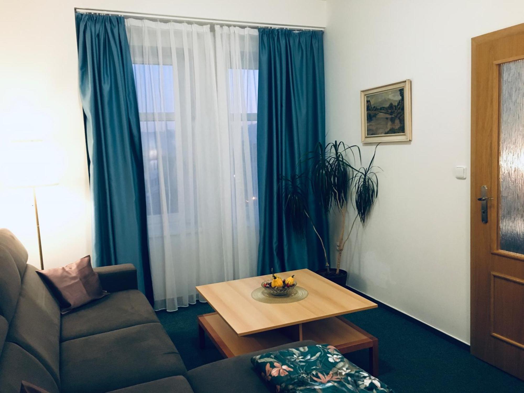 Penzion Hotelu Central Dvůr Králové nad Labem Εξωτερικό φωτογραφία