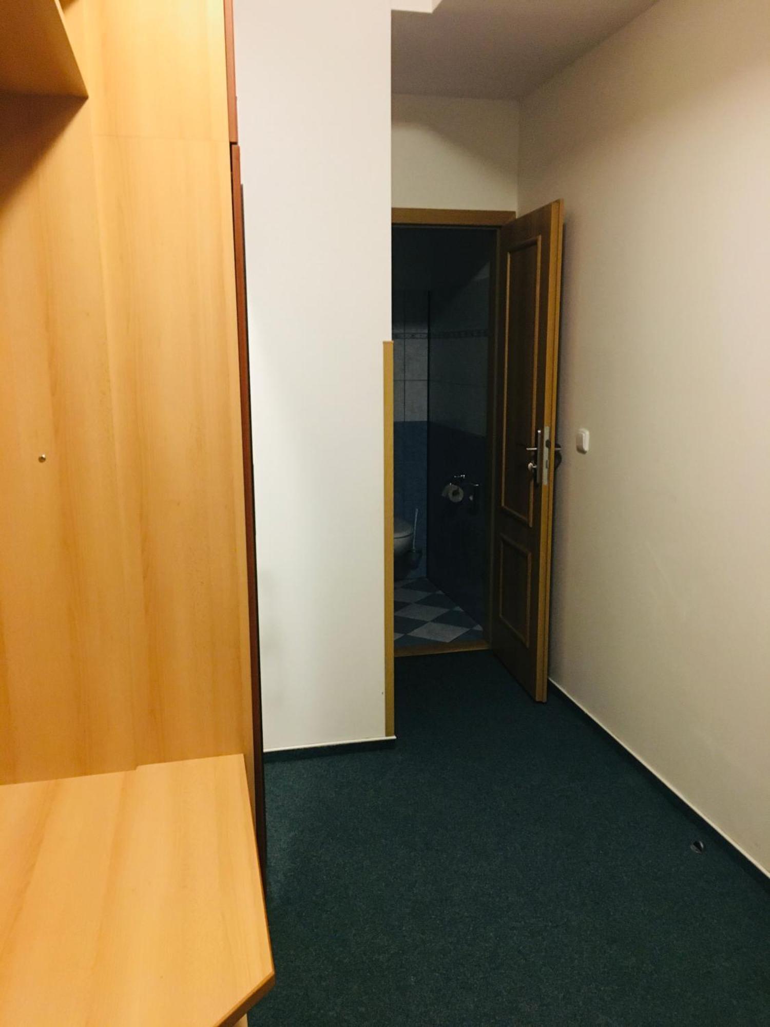 Penzion Hotelu Central Dvůr Králové nad Labem Εξωτερικό φωτογραφία