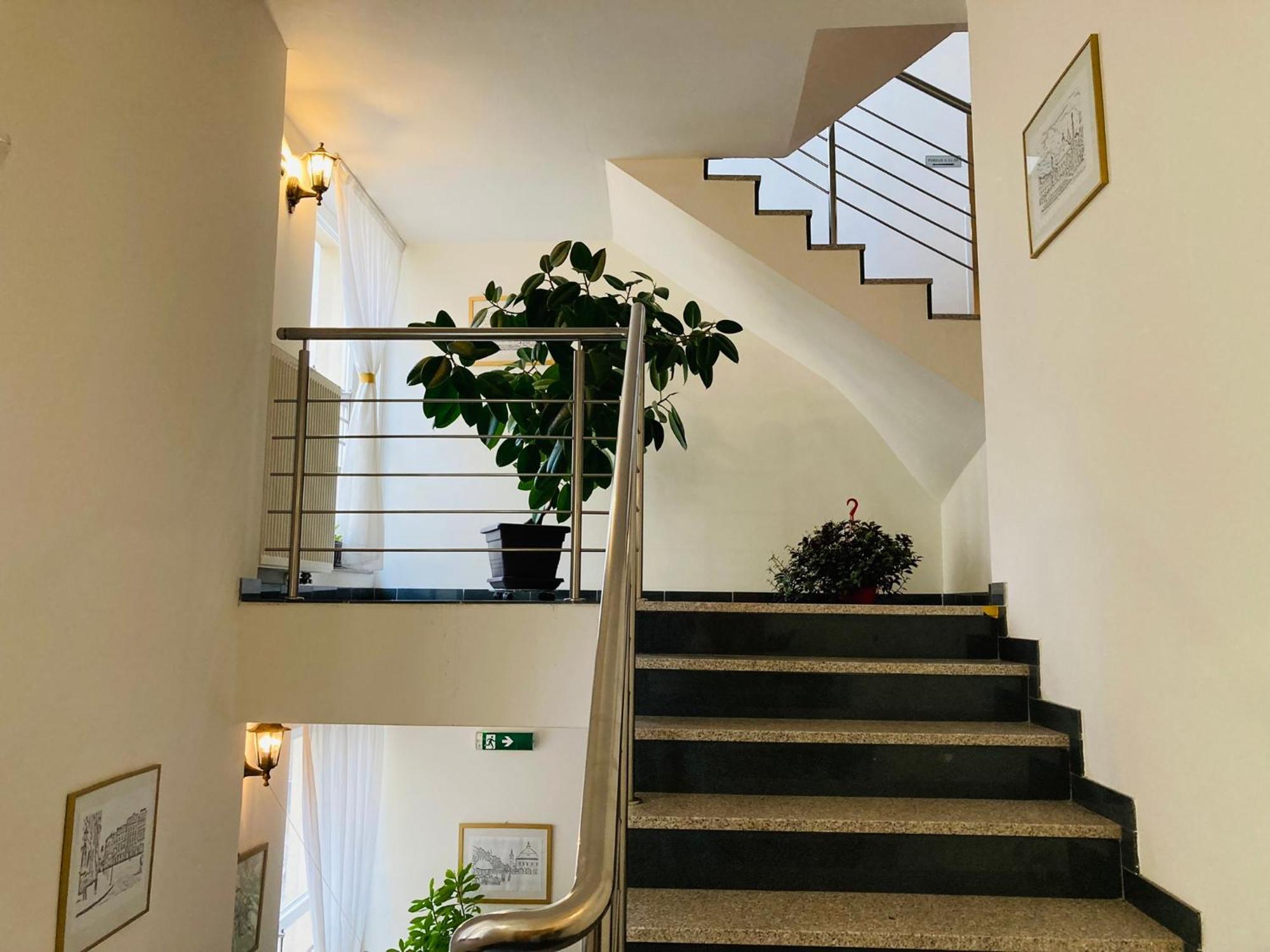 Penzion Hotelu Central Dvůr Králové nad Labem Εξωτερικό φωτογραφία