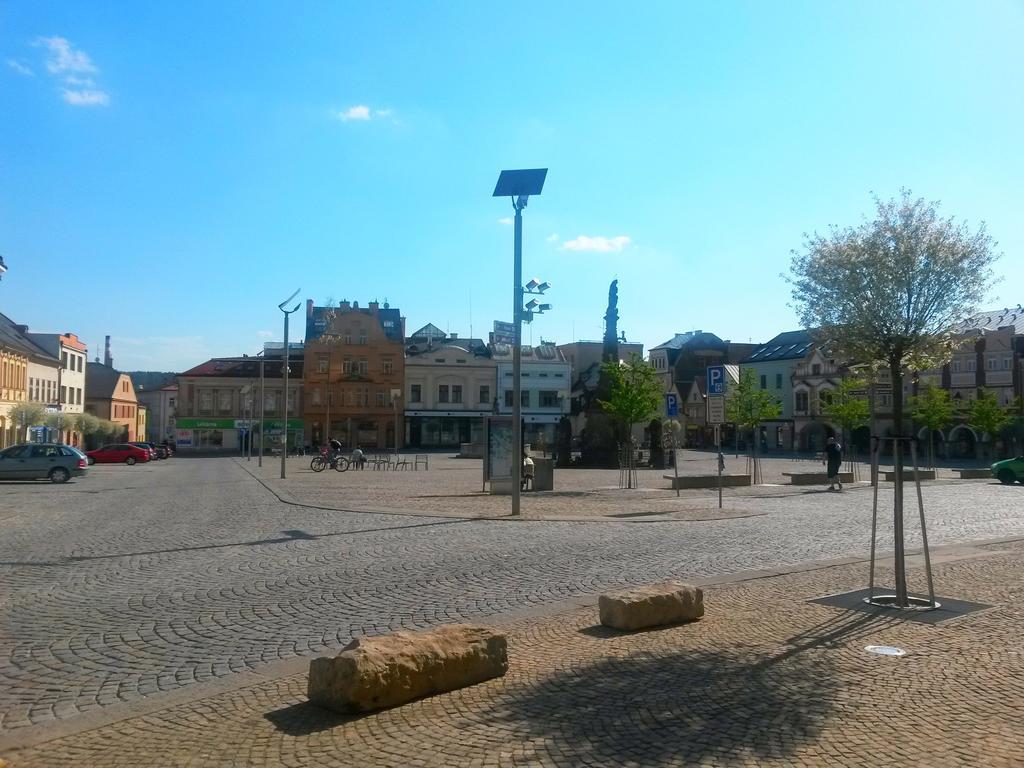 Penzion Hotelu Central Dvůr Králové nad Labem Εξωτερικό φωτογραφία